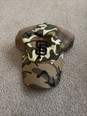 Melonwear- SF Giants Camouflage Trucker Hat with Embroidered 'SF' Logo